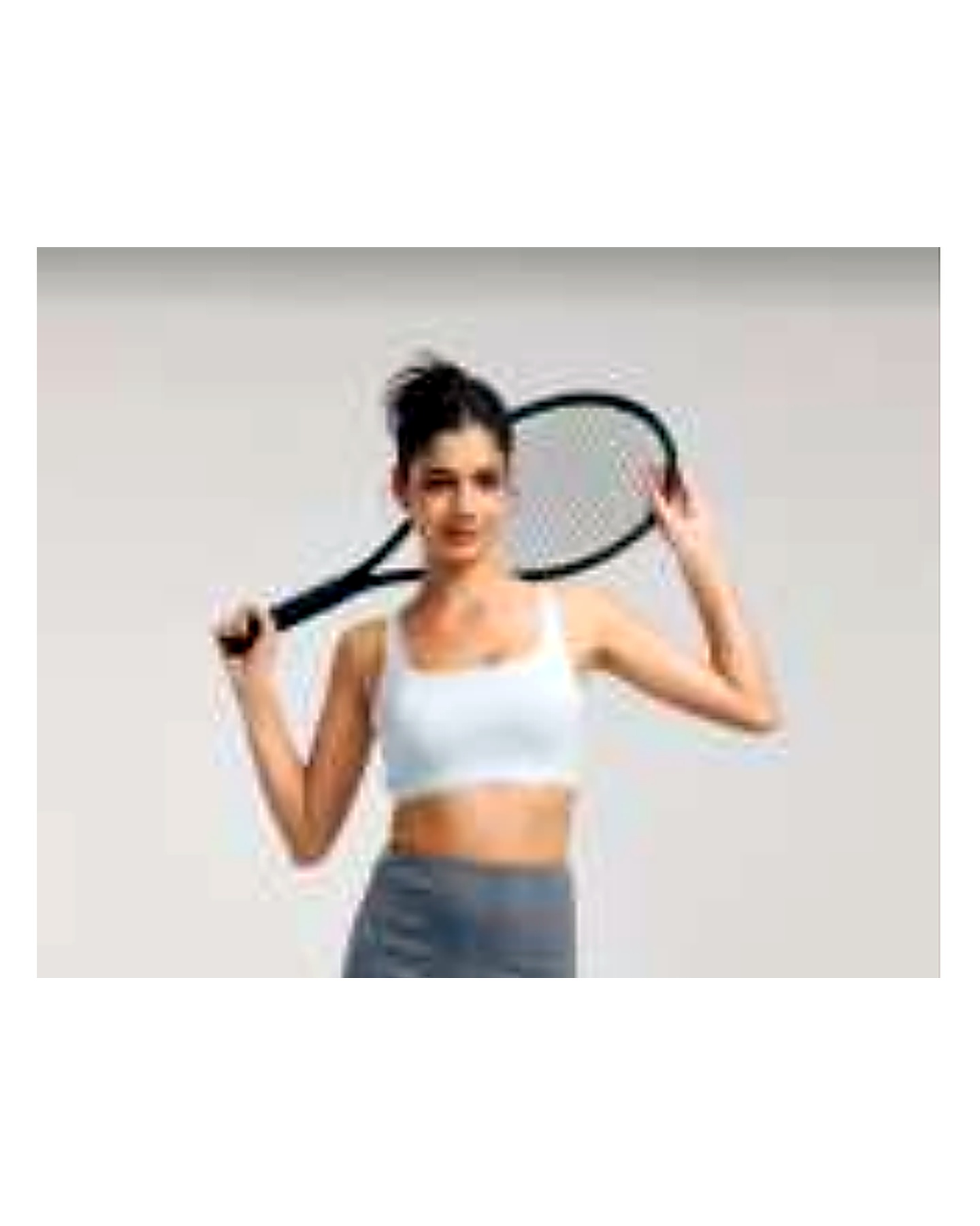 Custom yoga sports bra detail for activewear production